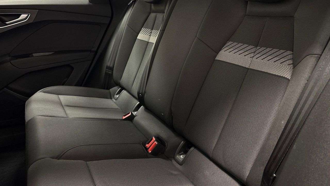 2024 AUDI Q4 E-TRON 2024 AUDI Q4 E-TRON