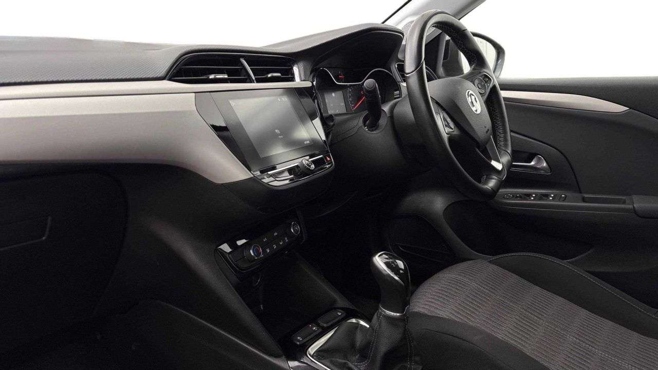 A 2022 VAUXHALL CORSA 1.2 Design Hatchback 5dr Petrol Manual Euro 6 (75 ps) A 2022 VAUXHALL CORSA 1.2 Design Hatchback 5dr Petrol Manual Euro 6 (75 ps)