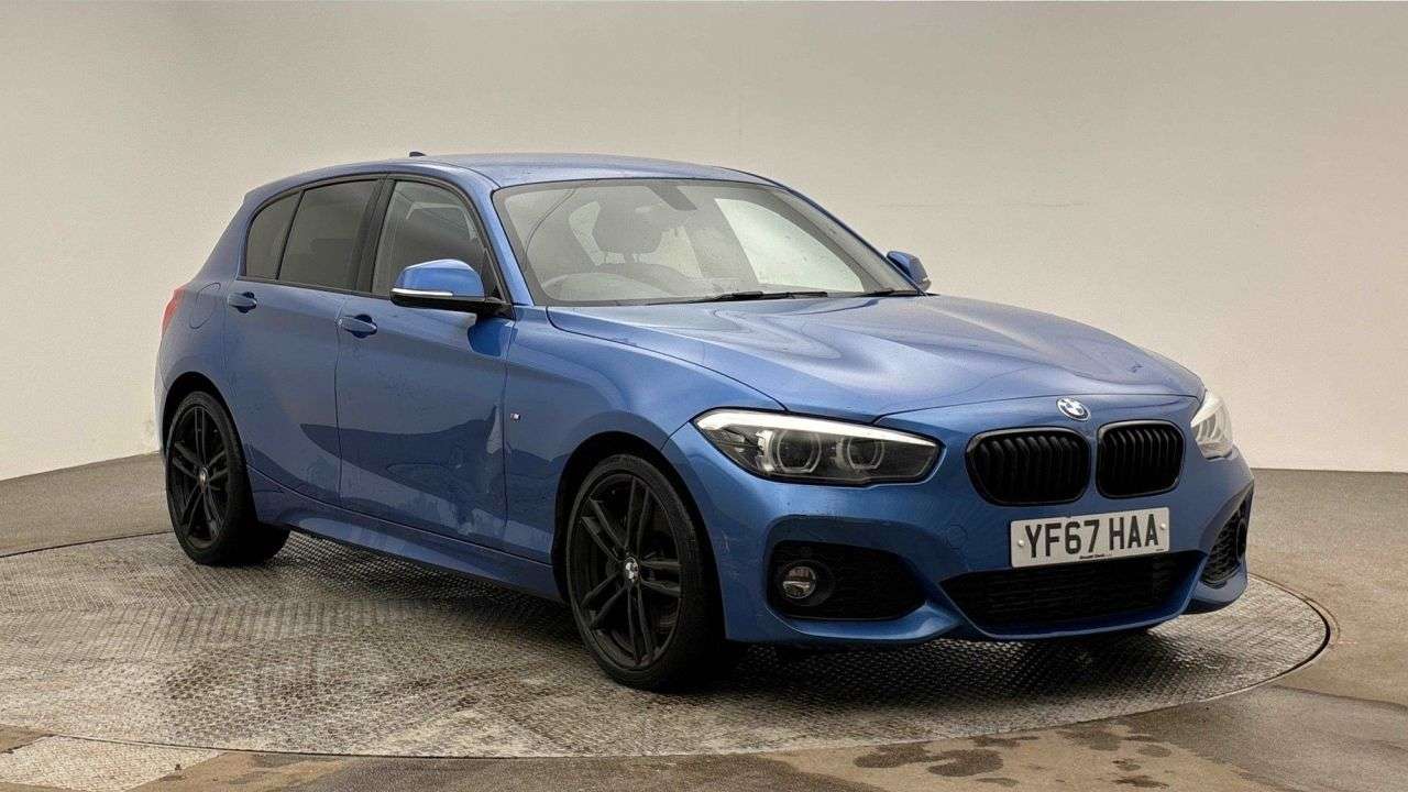 A 2017 BMW 1 SERIES 1.5 118i M Sport Shadow Edition Hatchback 5dr Petrol Manual Euro 6 (s/s) (1 A 2017 BMW 1 SERIES 1.5 118i M Sport Shadow Edition Hatchback 5dr Petrol Manual Euro 6 (s/s) (1