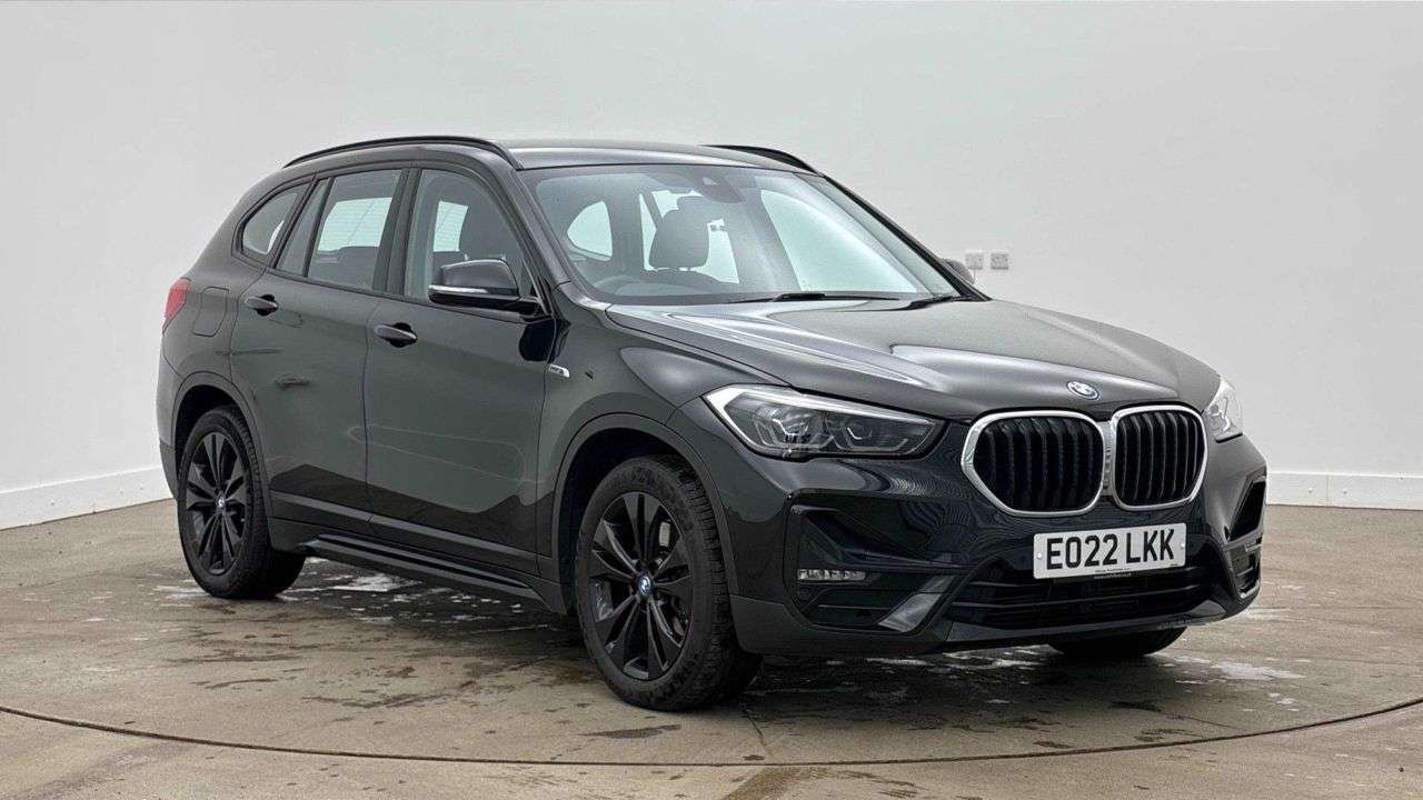 A 2022 BMW X1 AUTOMATIC 1.5 25e 10kWh Sport SUV 5dr Petrol Plug-in Hybrid Auto xDrive Eur A 2022 BMW X1 AUTOMATIC 1.5 25e 10kWh Sport SUV 5dr Petrol Plug-in Hybrid Auto xDrive Eur