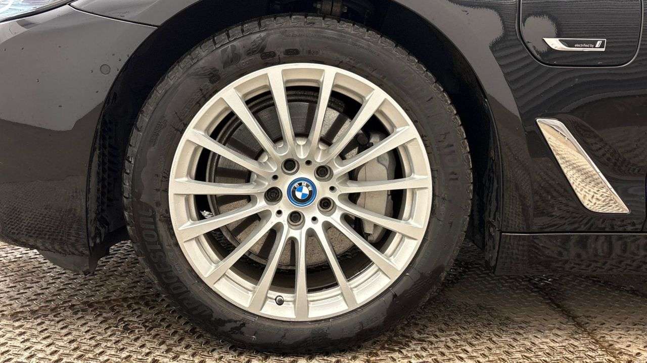 2021 BMW 5 SERIES 2021 BMW 5 SERIES
