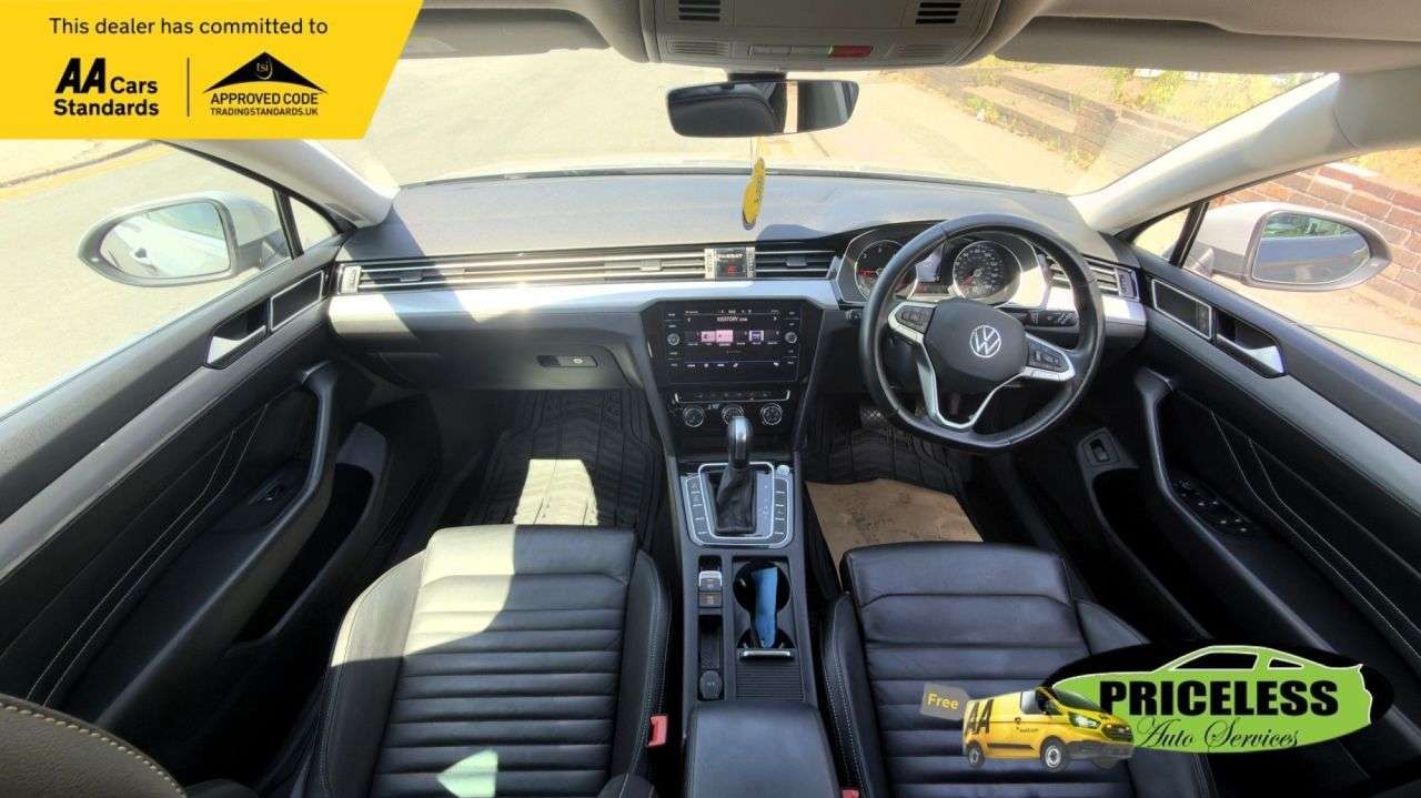 A 2022 VOLKSWAGEN PASSAT 2.0 TDI EVO SEL Estate 5dr Diesel DSG Euro 6 (s/s) (150 ps) A 2022 VOLKSWAGEN PASSAT 2.0 TDI EVO SEL Estate 5dr Diesel DSG Euro 6 (s/s) (150 ps)