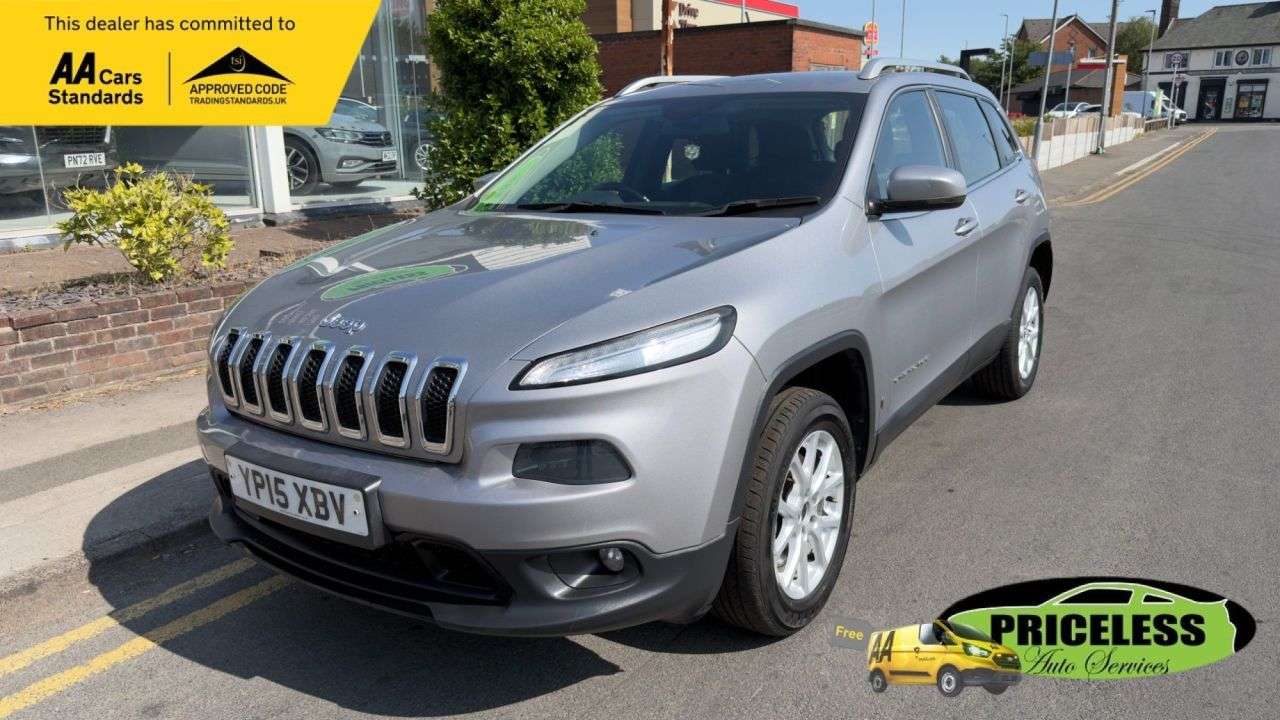 A 2015 JEEP CHEROKEE 2.0 CRD Longitude Plus SUV 5dr Diesel Manual 4WD Euro 5 (s/s) (140 ps) A 2015 JEEP CHEROKEE 2.0 CRD Longitude Plus SUV 5dr Diesel Manual 4WD Euro 5 (s/s) (140 ps)
