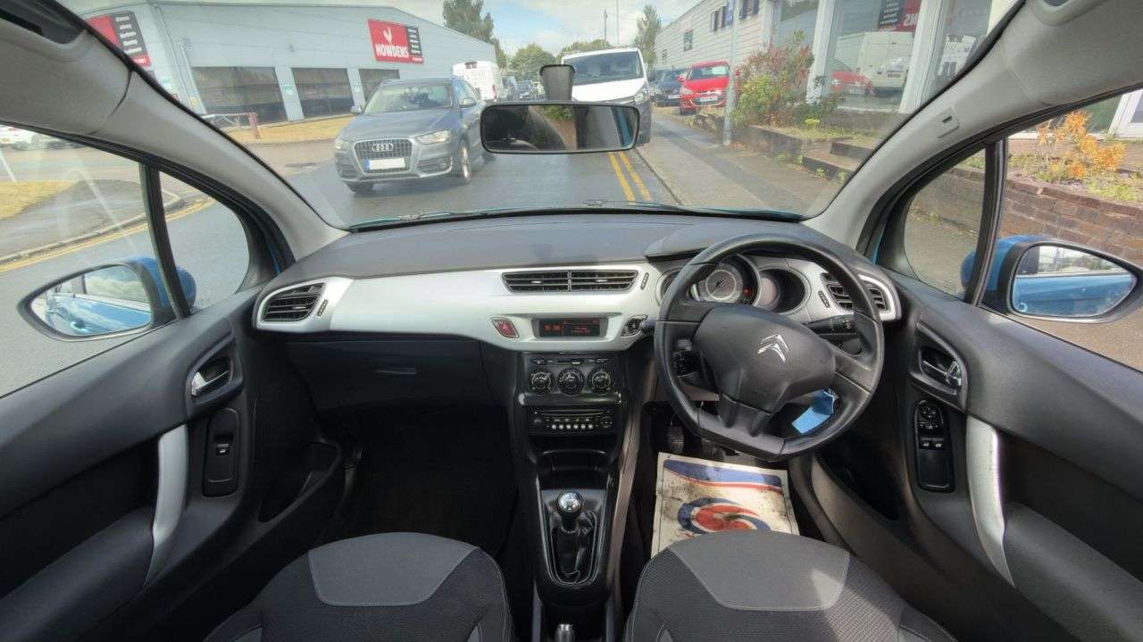 A 2012 CITROEN C3 1.4i VTR+ Hatchback 5dr Petrol Manual Euro 5 (75 ps) A 2012 CITROEN C3 1.4i VTR+ Hatchback 5dr Petrol Manual Euro 5 (75 ps)