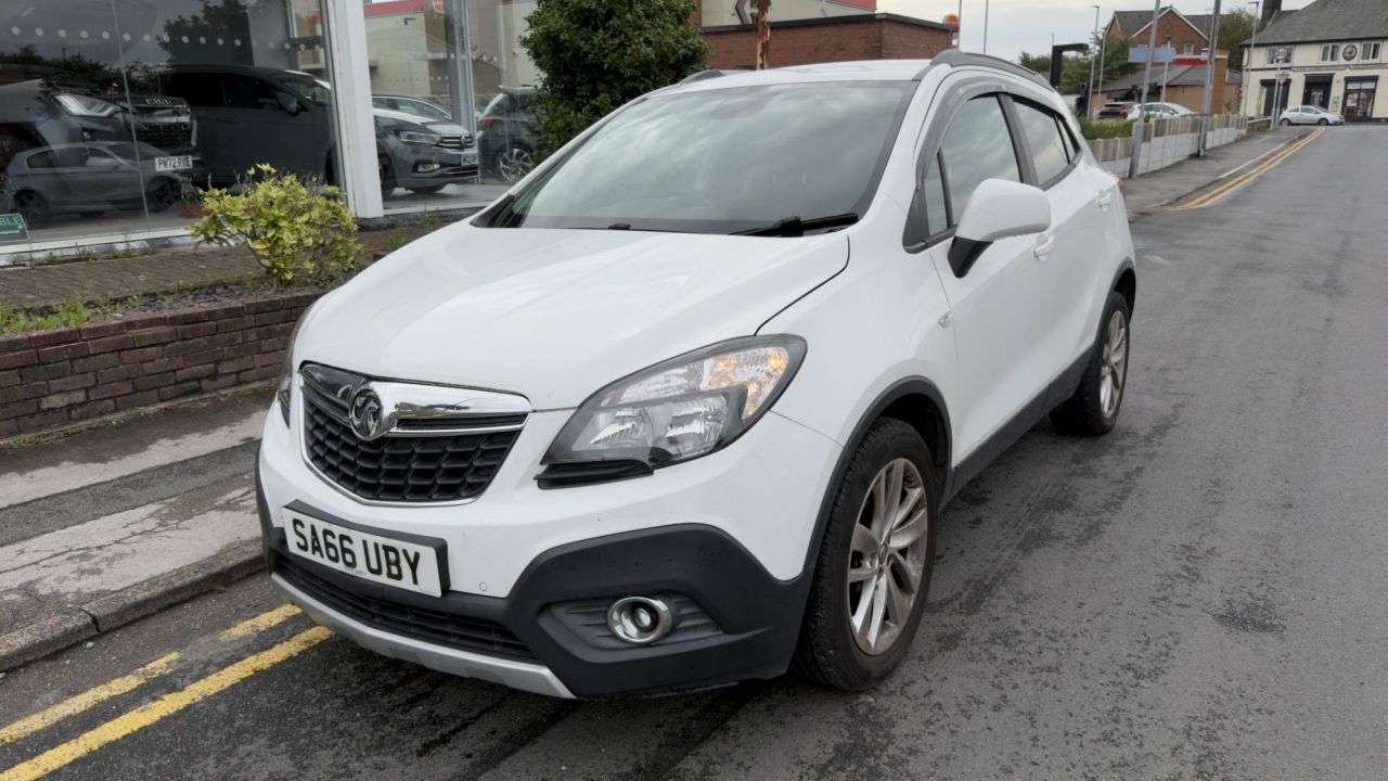 A 2016 VAUXHALL MOKKA 1.6i Exclusiv SUV 5dr Petrol Manual 2WD Euro 6 (s/s) (115 ps) A 2016 VAUXHALL MOKKA 1.6i Exclusiv SUV 5dr Petrol Manual 2WD Euro 6 (s/s) (115 ps)