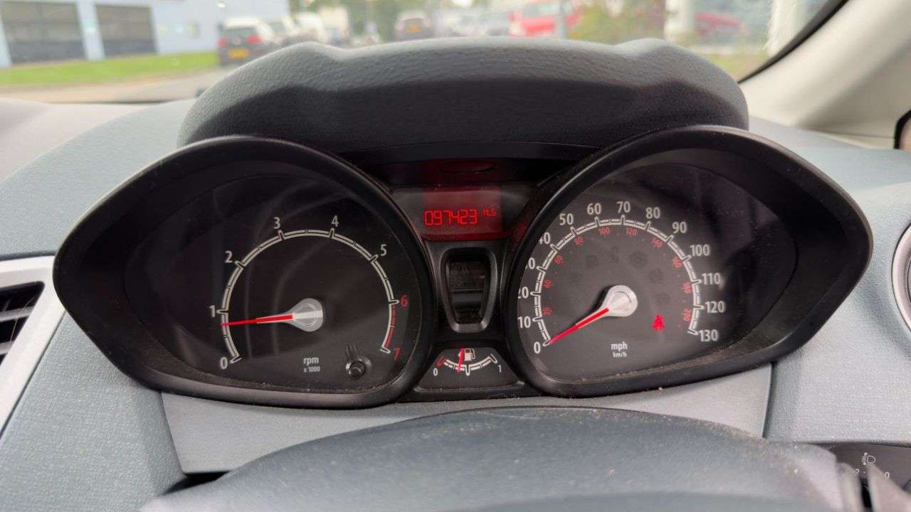 2010 FORD FIESTA 2010 FORD FIESTA