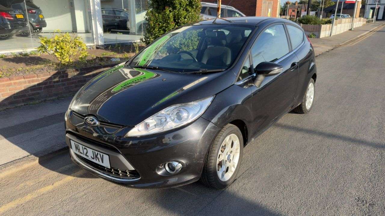 A 2012 FORD FIESTA 1.25 Zetec Hatchback 3dr Petrol Manual (129 g/km, 81 bhp) A 2012 FORD FIESTA 1.25 Zetec Hatchback 3dr Petrol Manual (129 g/km, 81 bhp)