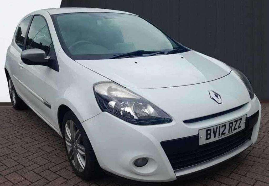 Check out this Renault Clio 2012 Petrol Manual
