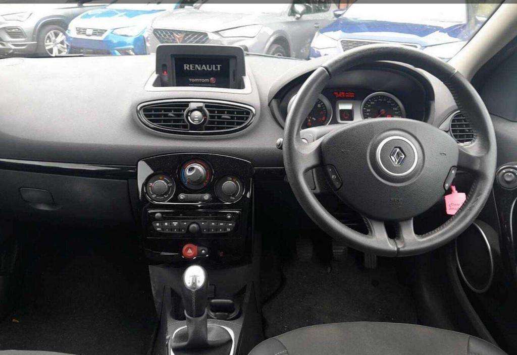 2012 RENAULT CLIO 2012 RENAULT CLIO