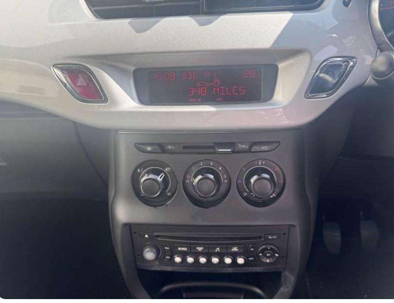 2011 CITROEN DS-3 1.4 VTI 16V 2011 CITROEN DS-3 1.4 VTI 16V