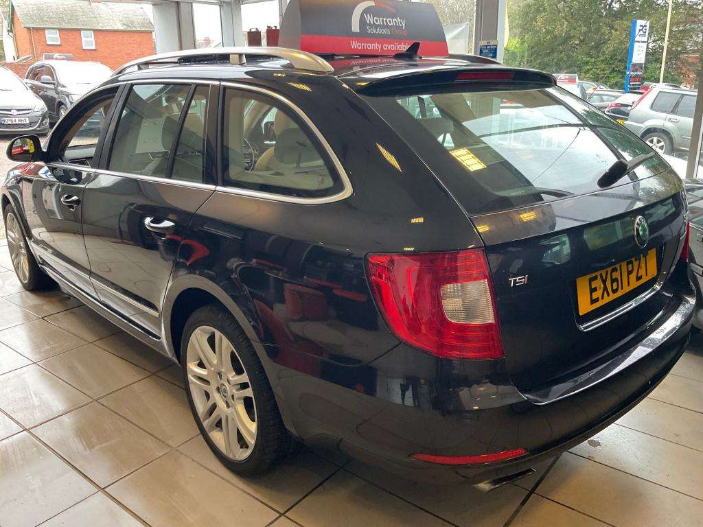 2011 SKODA SUPERB 2011 SKODA SUPERB