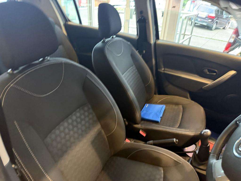 2015 DACIA SANDERO 2015 DACIA SANDERO