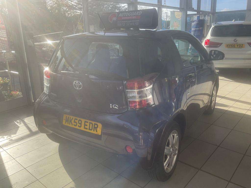 2010 TOYOTA IQ 2010 TOYOTA IQ