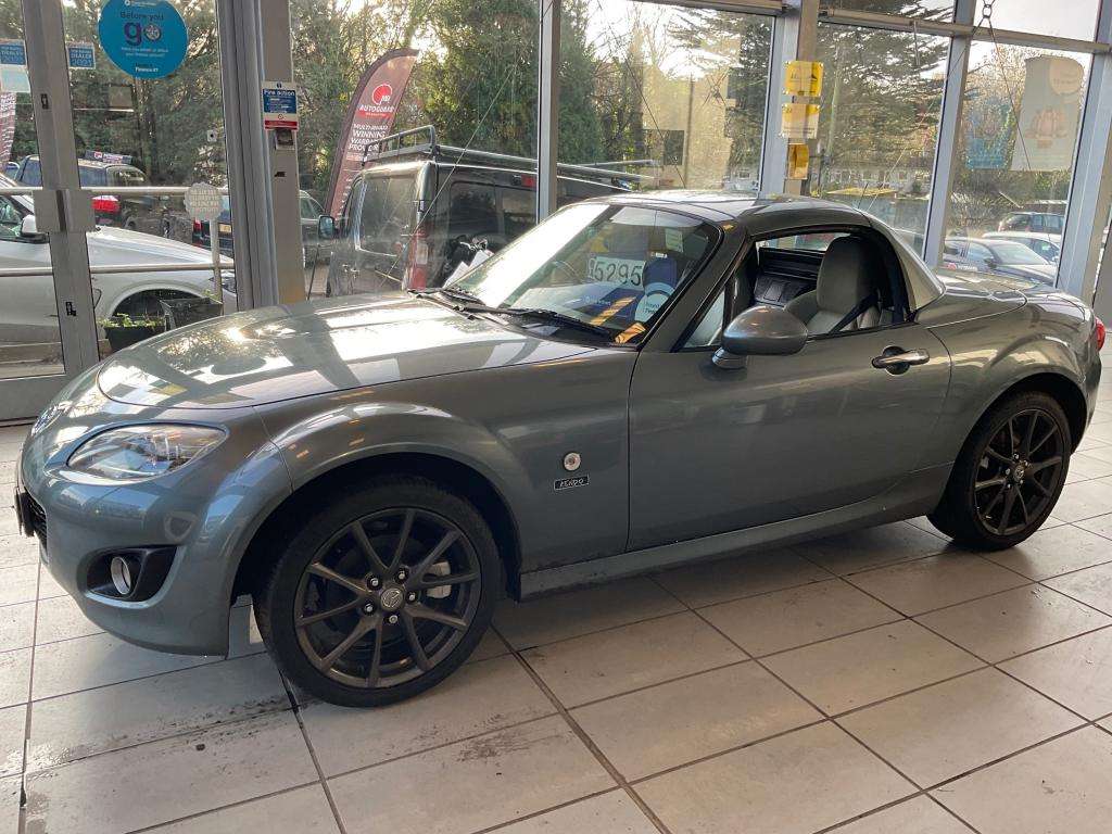 2011 MAZDA MX-5 2011 MAZDA MX-5