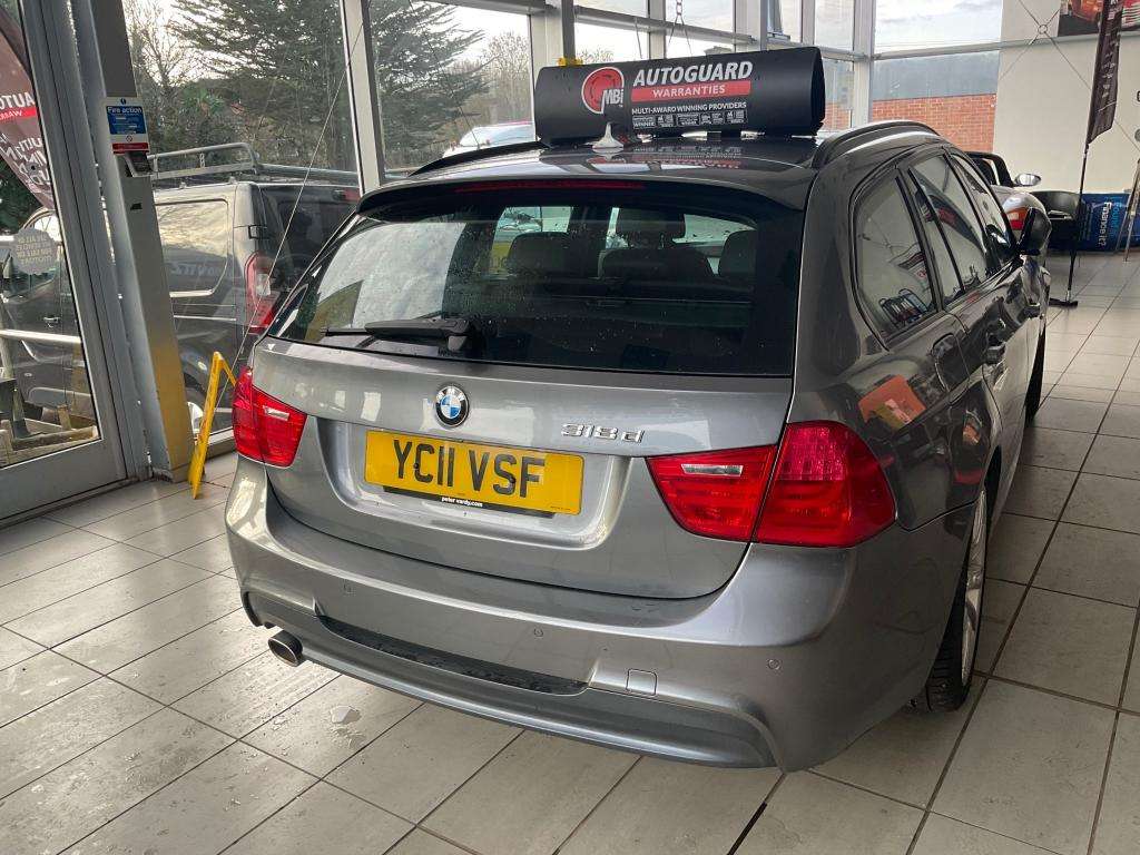 2011 BMW 3 SERIES 2011 BMW 3 SERIES