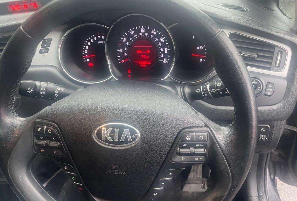 2013 KIA CEED 2013 KIA CEED