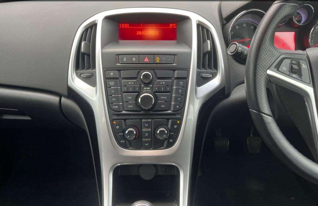 2010 VAUXHALL ASTRA 2010 VAUXHALL ASTRA