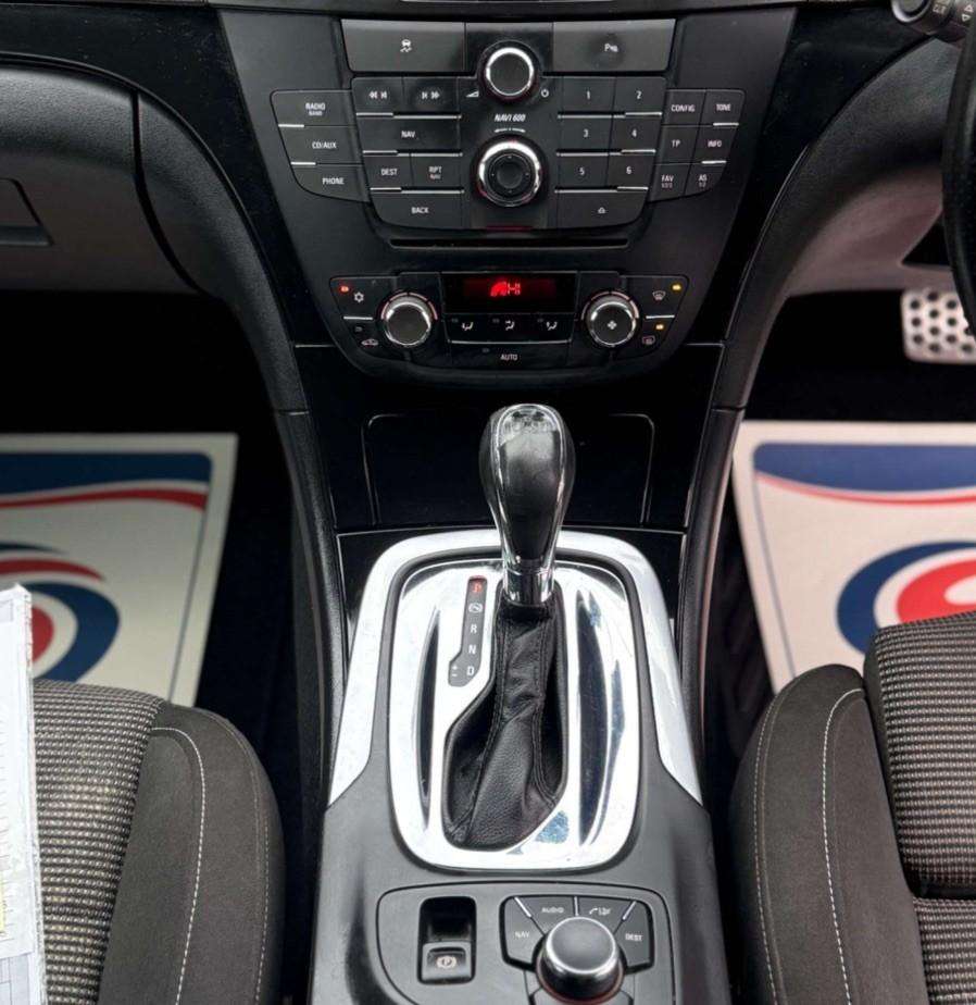 2012 VAUXHALL INSIGNIA 2012 VAUXHALL INSIGNIA