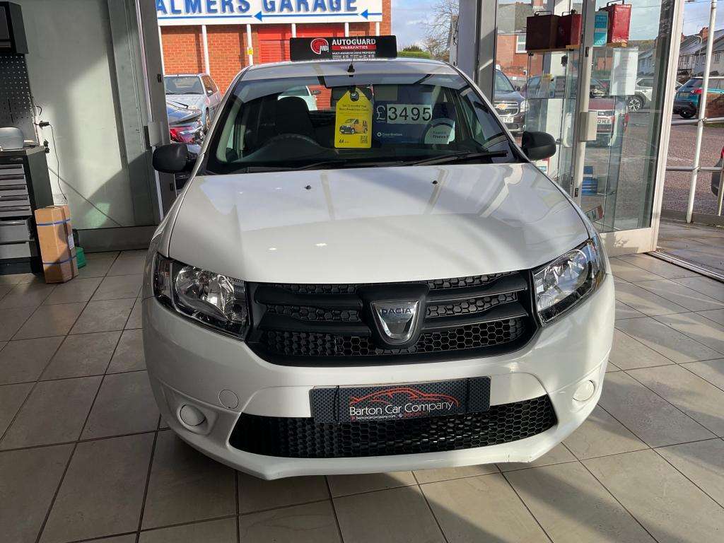 A 2015 DACIA SANDERO Ambiance A 2015 DACIA SANDERO Ambiance