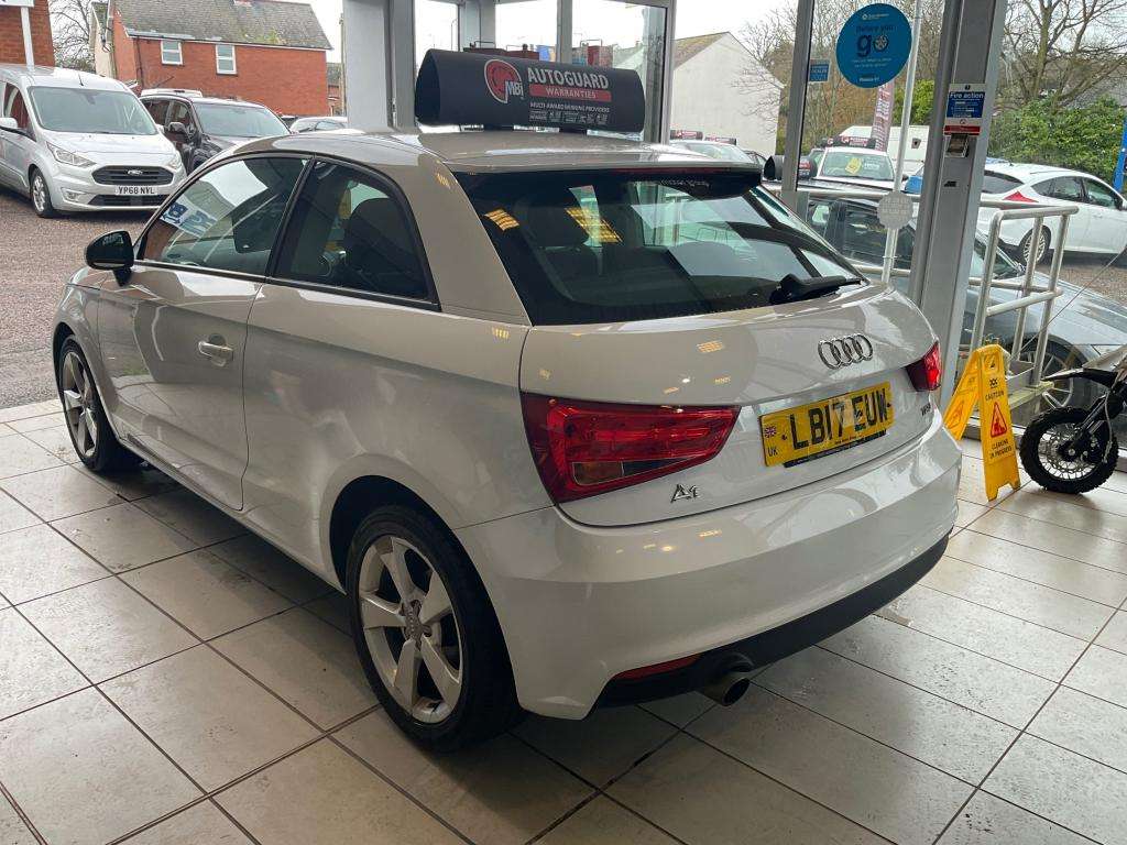 2017 AUDI A1 2017 AUDI A1