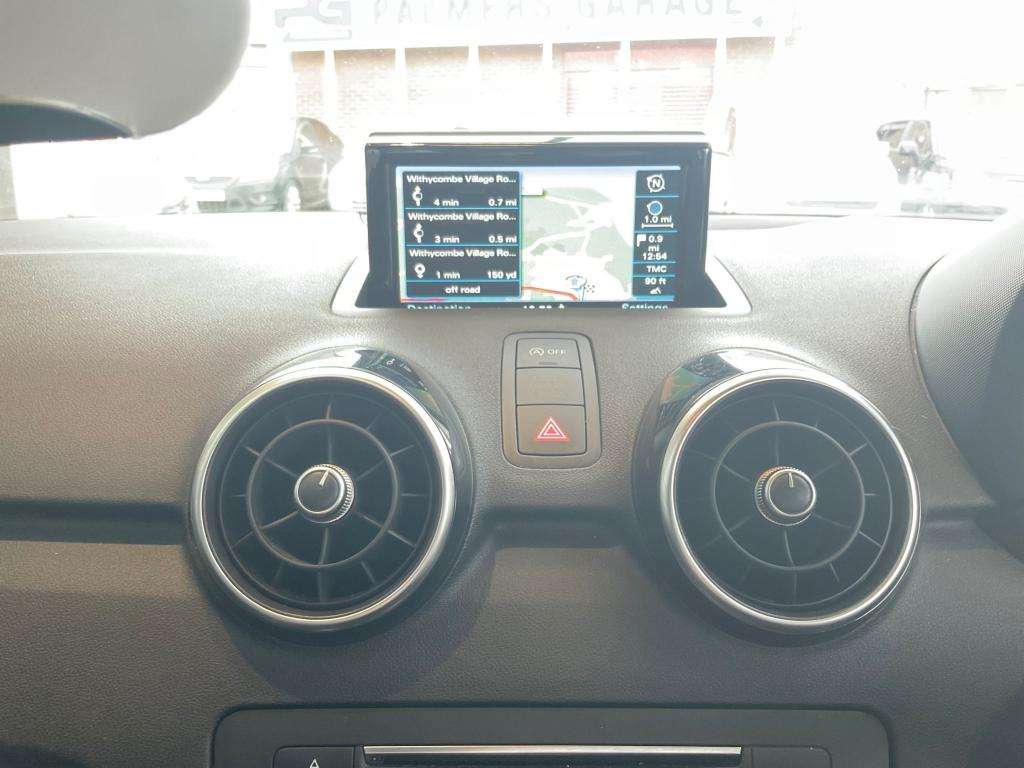 2017 AUDI A1 2017 AUDI A1