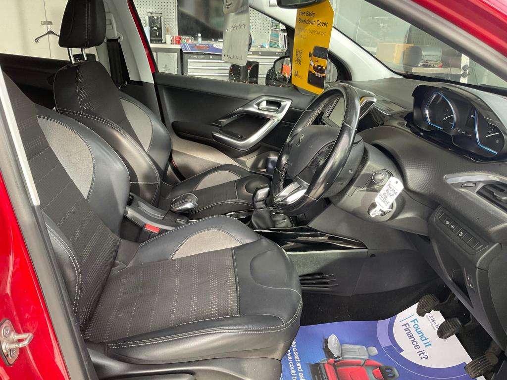 2017 PEUGEOT 2008 2017 PEUGEOT 2008