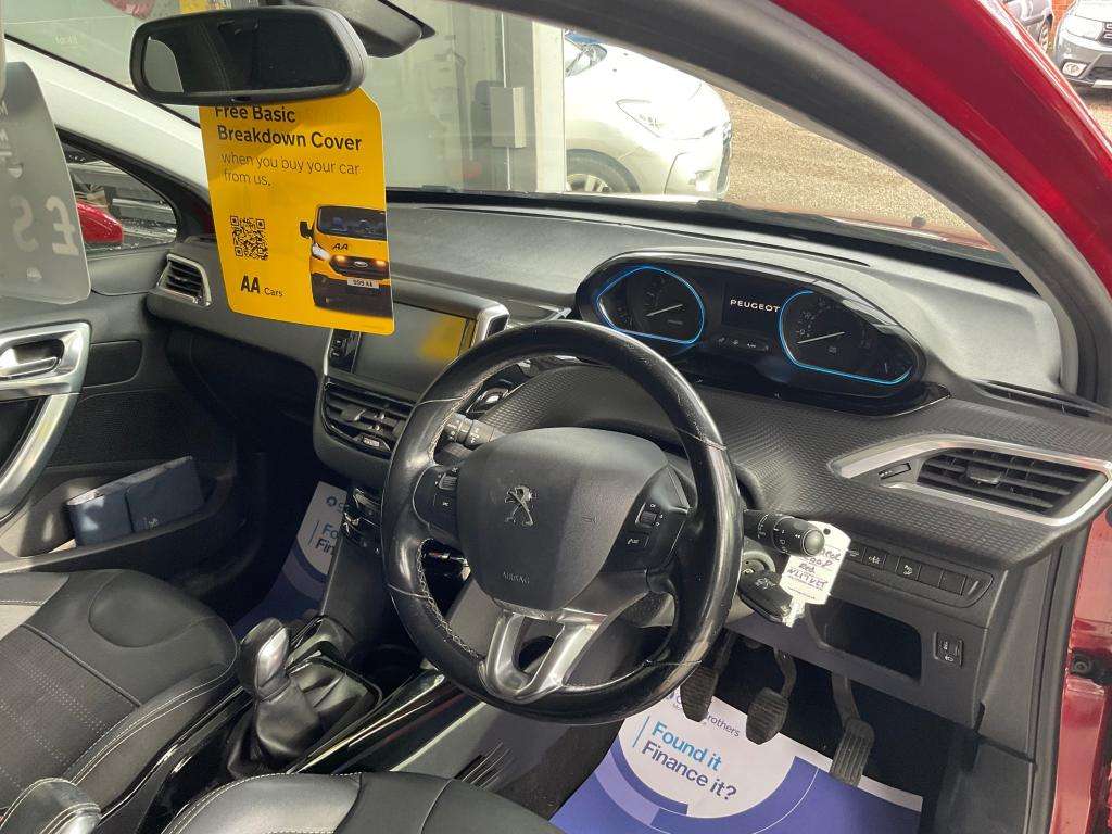 2017 PEUGEOT 2008 2017 PEUGEOT 2008