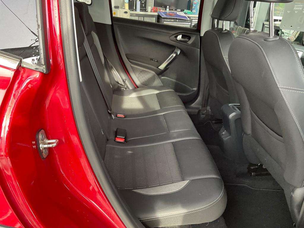 2017 PEUGEOT 2008 2017 PEUGEOT 2008