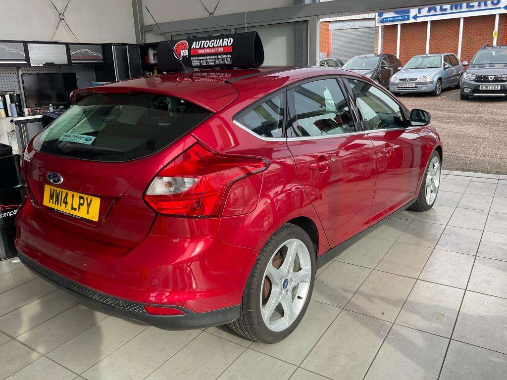 A 2014 FORD FOCUS Titanium Navigator Tdci A 2014 FORD FOCUS Titanium Navigator Tdci