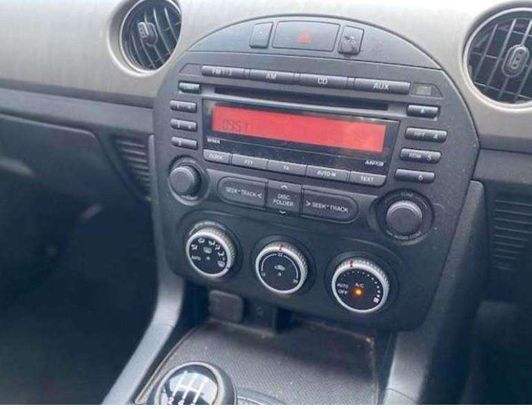 2011 MAZDA MX-5 2011 MAZDA MX-5