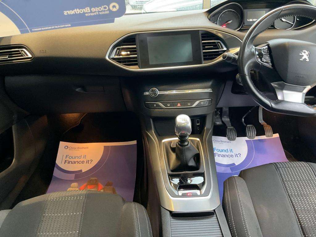 2015 PEUGEOT 308 2015 PEUGEOT 308