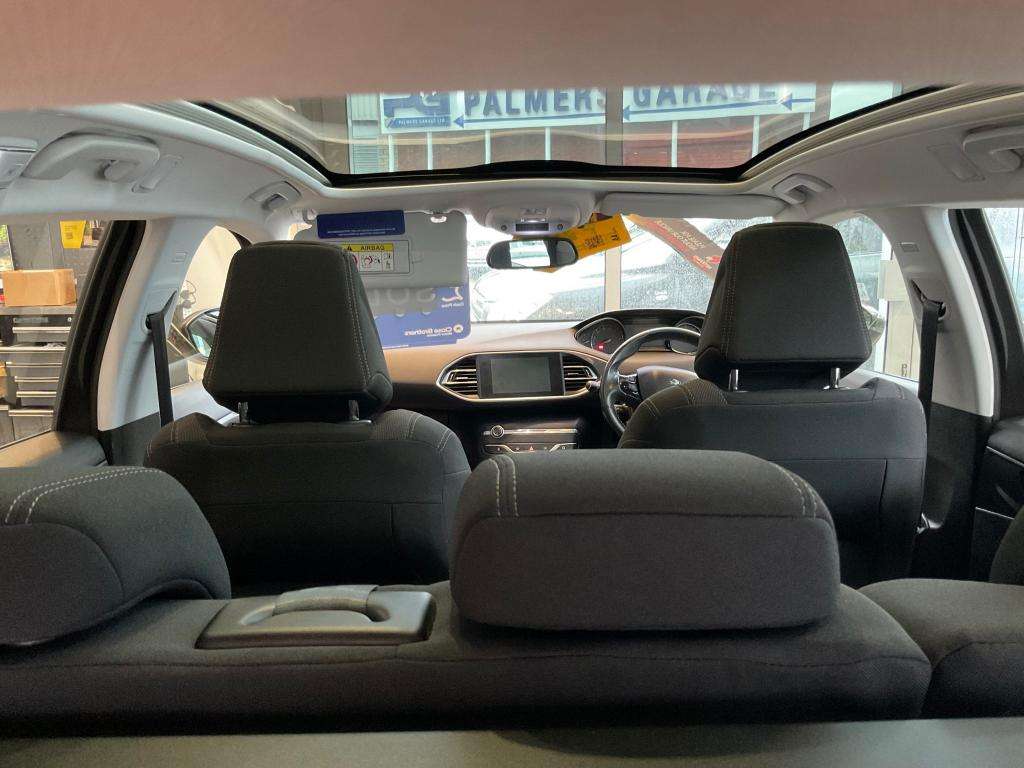 2015 PEUGEOT 308 2015 PEUGEOT 308