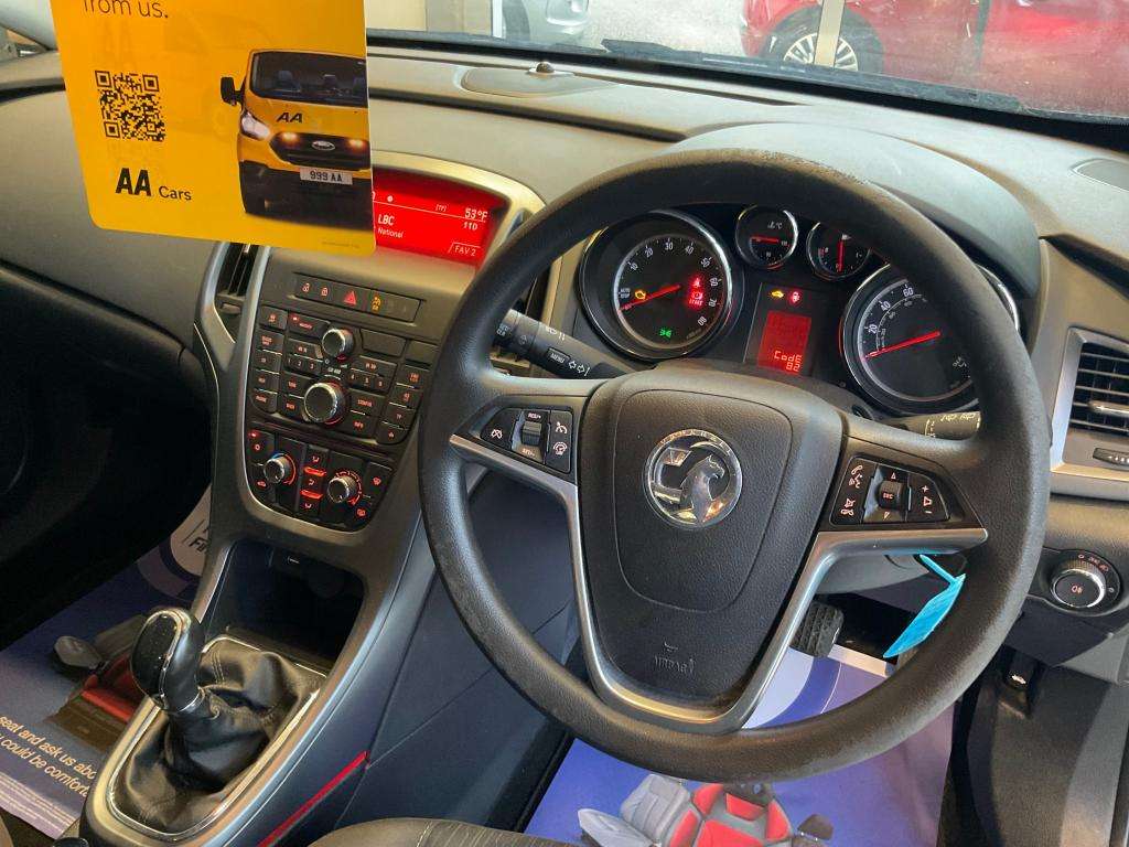 2012 VAUXHALL ASTRA 2012 VAUXHALL ASTRA
