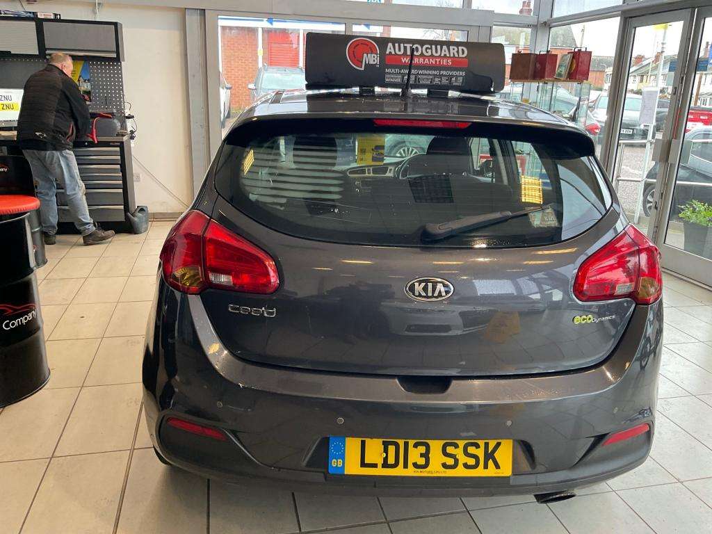 2013 KIA CEED 2013 KIA CEED