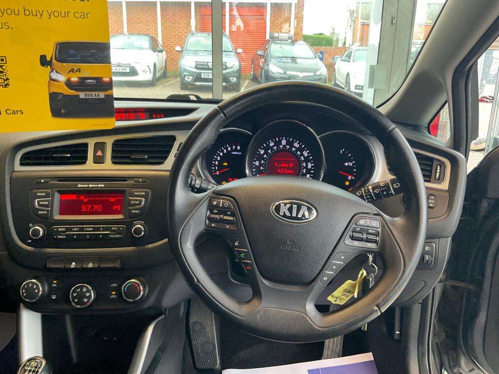 2013 KIA CEED 2013 KIA CEED