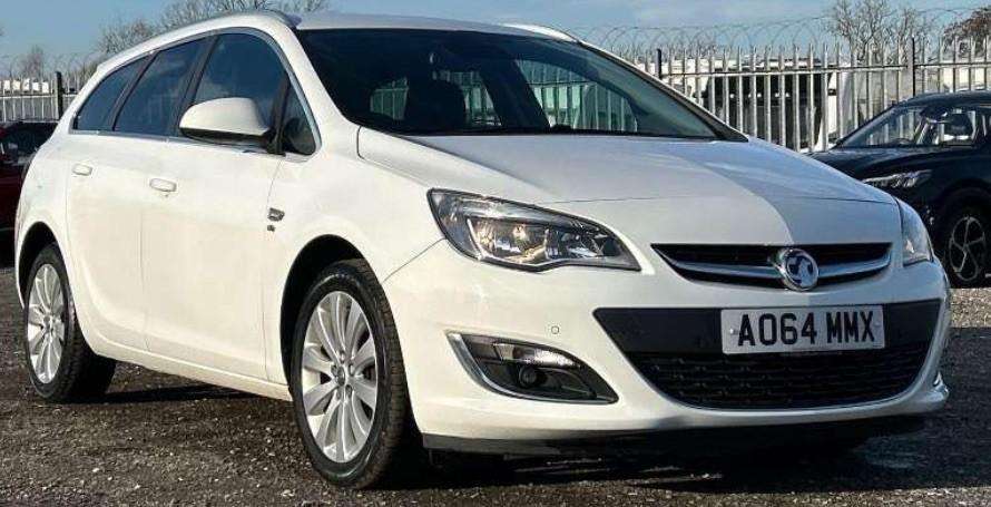 A 2014 VAUXHALL ASTRA Elite A 2014 VAUXHALL ASTRA Elite