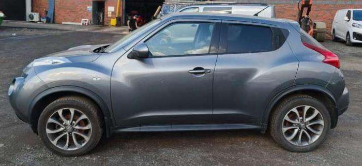 A 2013 NISSAN JUKE Tekna Dci A 2013 NISSAN JUKE Tekna Dci