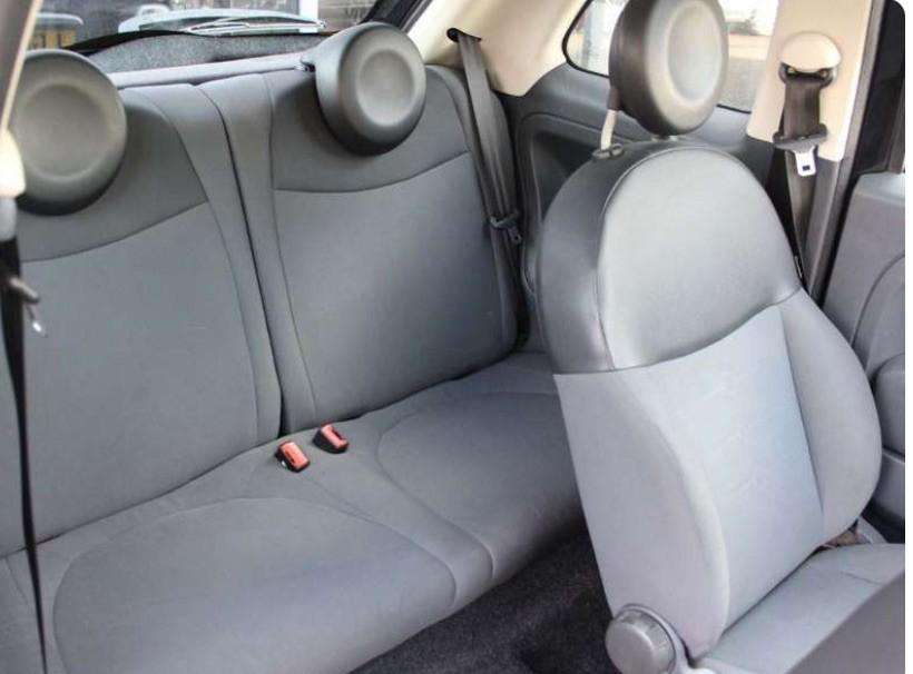 2011 FIAT 500 2011 FIAT 500