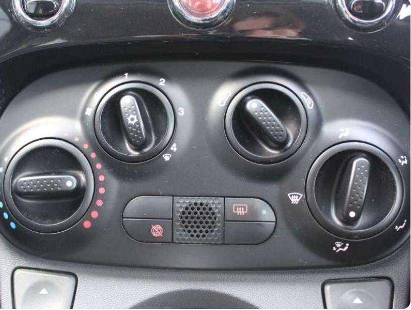 2011 FIAT 500 2011 FIAT 500