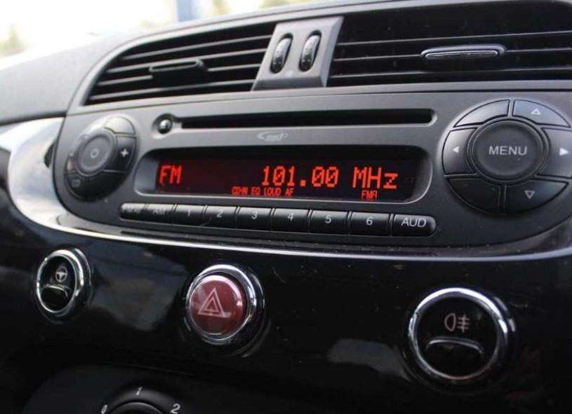 2011 FIAT 500 2011 FIAT 500