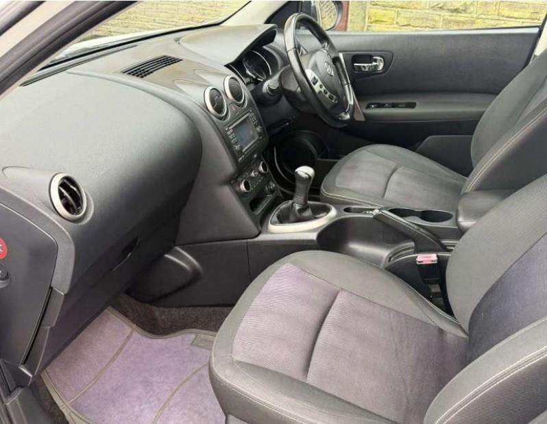 A 2012 NISSAN QASHQAI N-tec+ A 2012 NISSAN QASHQAI N-tec+