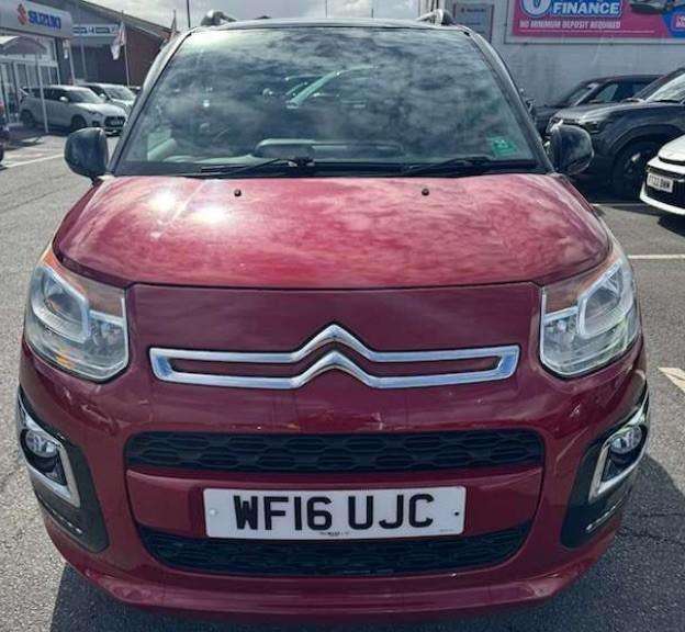 A 2016 CITROEN C3 PICASSO Platinum Blue Hdi A 2016 CITROEN C3 PICASSO Platinum Blue Hdi