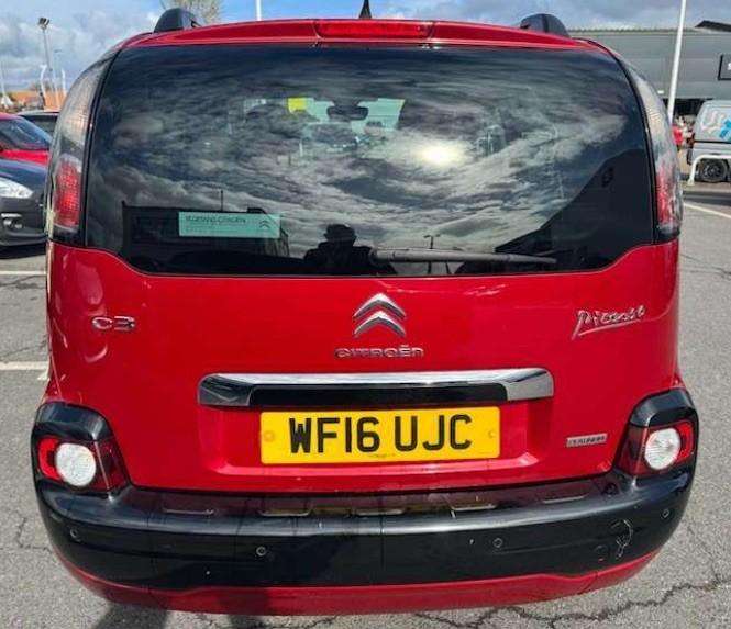 A 2016 CITROEN C3 PICASSO Platinum Blue Hdi A 2016 CITROEN C3 PICASSO Platinum Blue Hdi