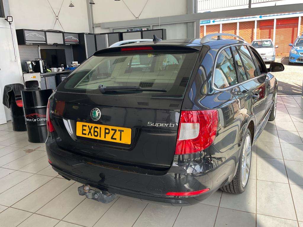 2011 SKODA SUPERB 2011 SKODA SUPERB