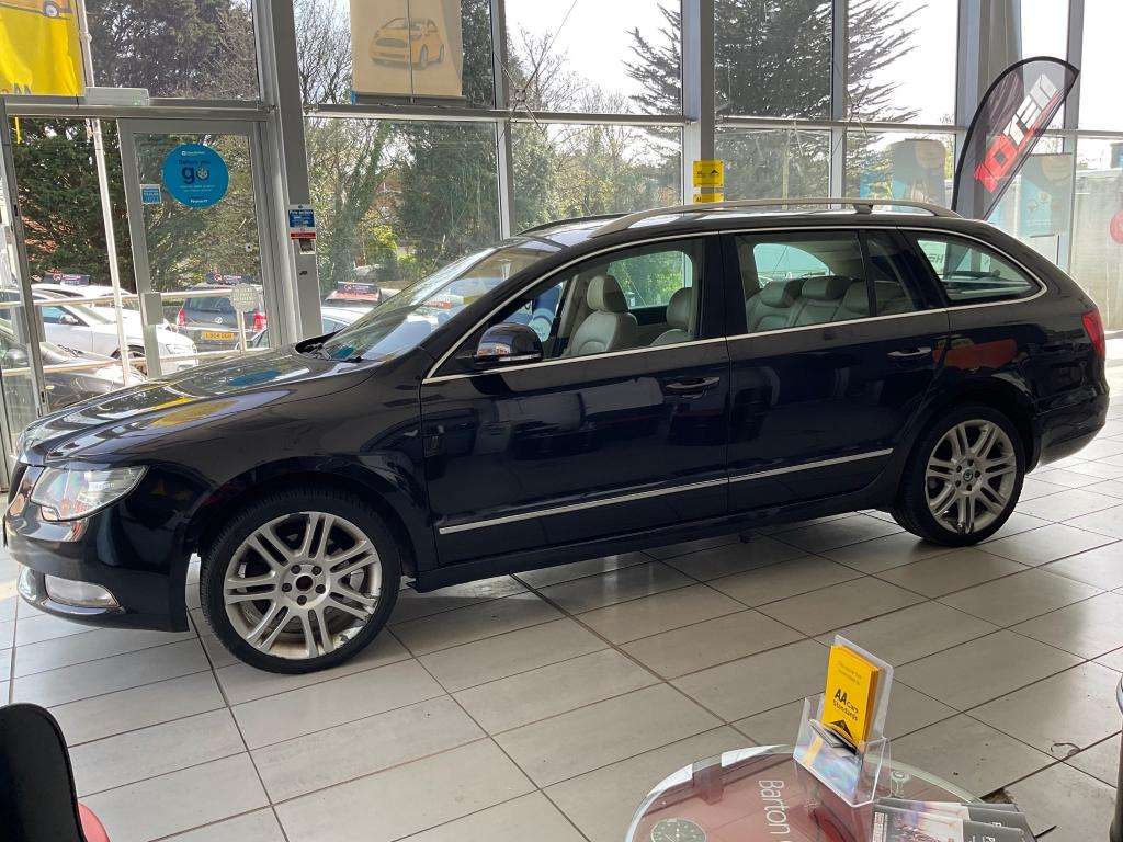 2011 SKODA SUPERB 2011 SKODA SUPERB