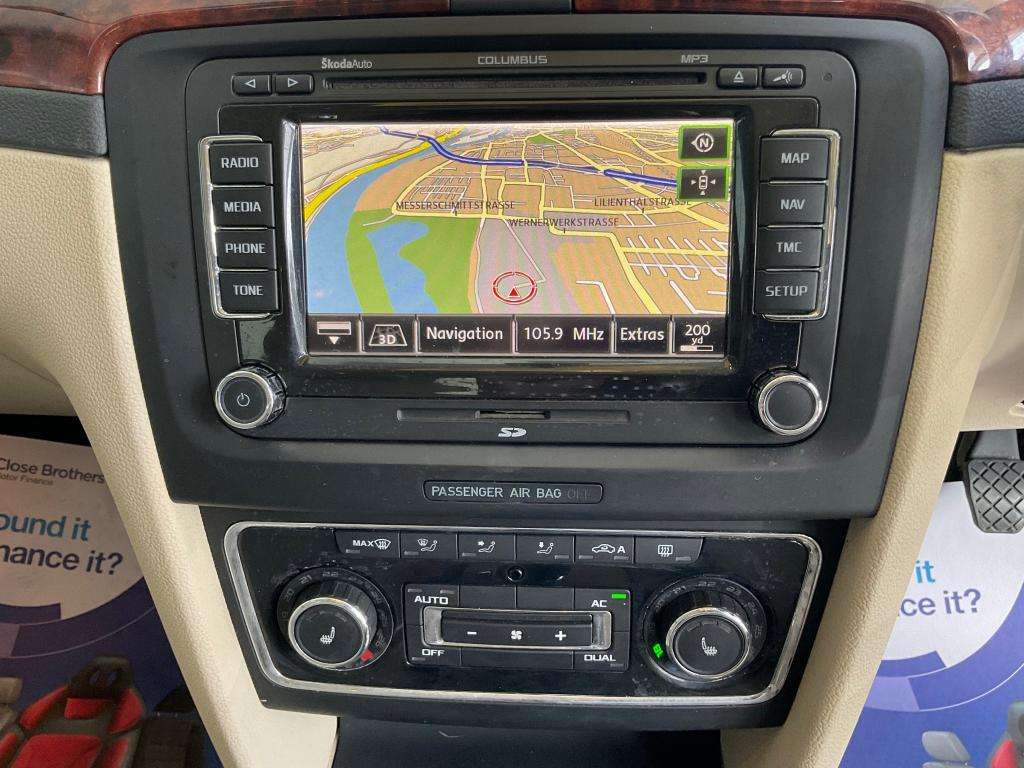 2011 SKODA SUPERB 2011 SKODA SUPERB