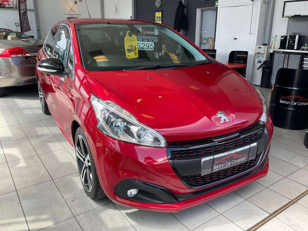 A 2017 PEUGEOT 208 Gt Line S/s A 2017 PEUGEOT 208 Gt Line S/s