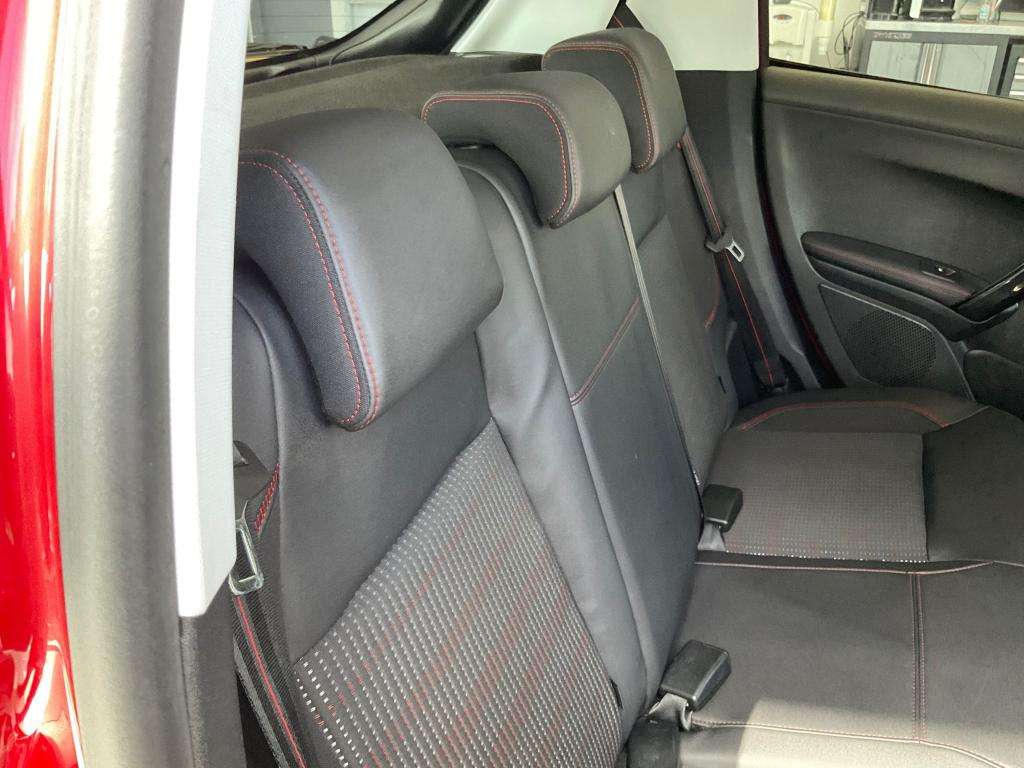 2017 PEUGEOT 208 2017 PEUGEOT 208