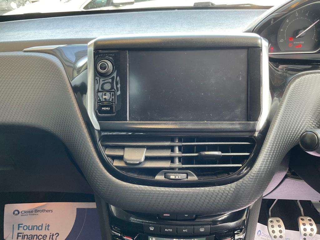 2017 PEUGEOT 208 2017 PEUGEOT 208