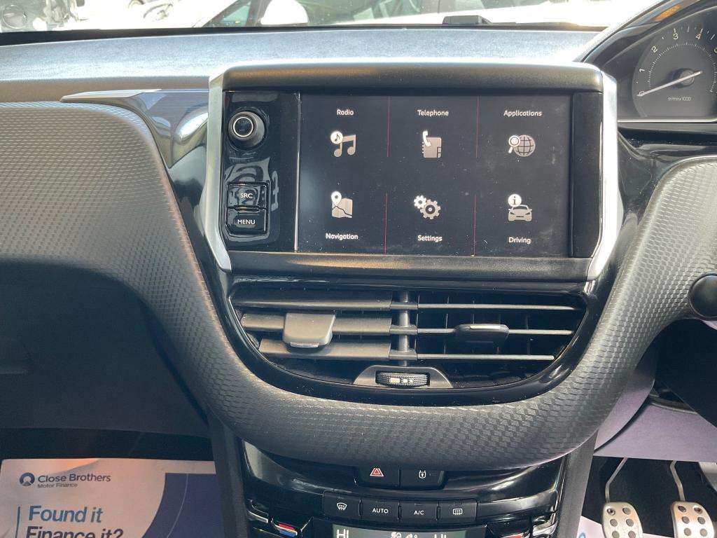 2017 PEUGEOT 208 2017 PEUGEOT 208